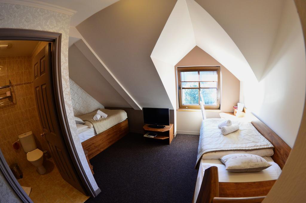 Bonato Hotel Náchod Buitenkant foto
