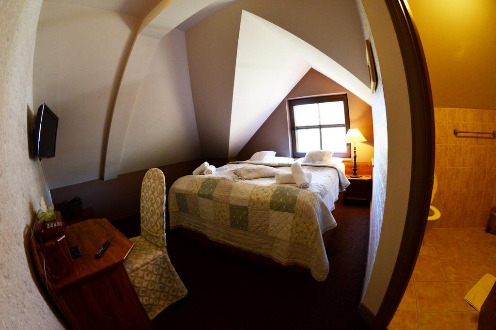 Bonato Hotel Náchod Buitenkant foto